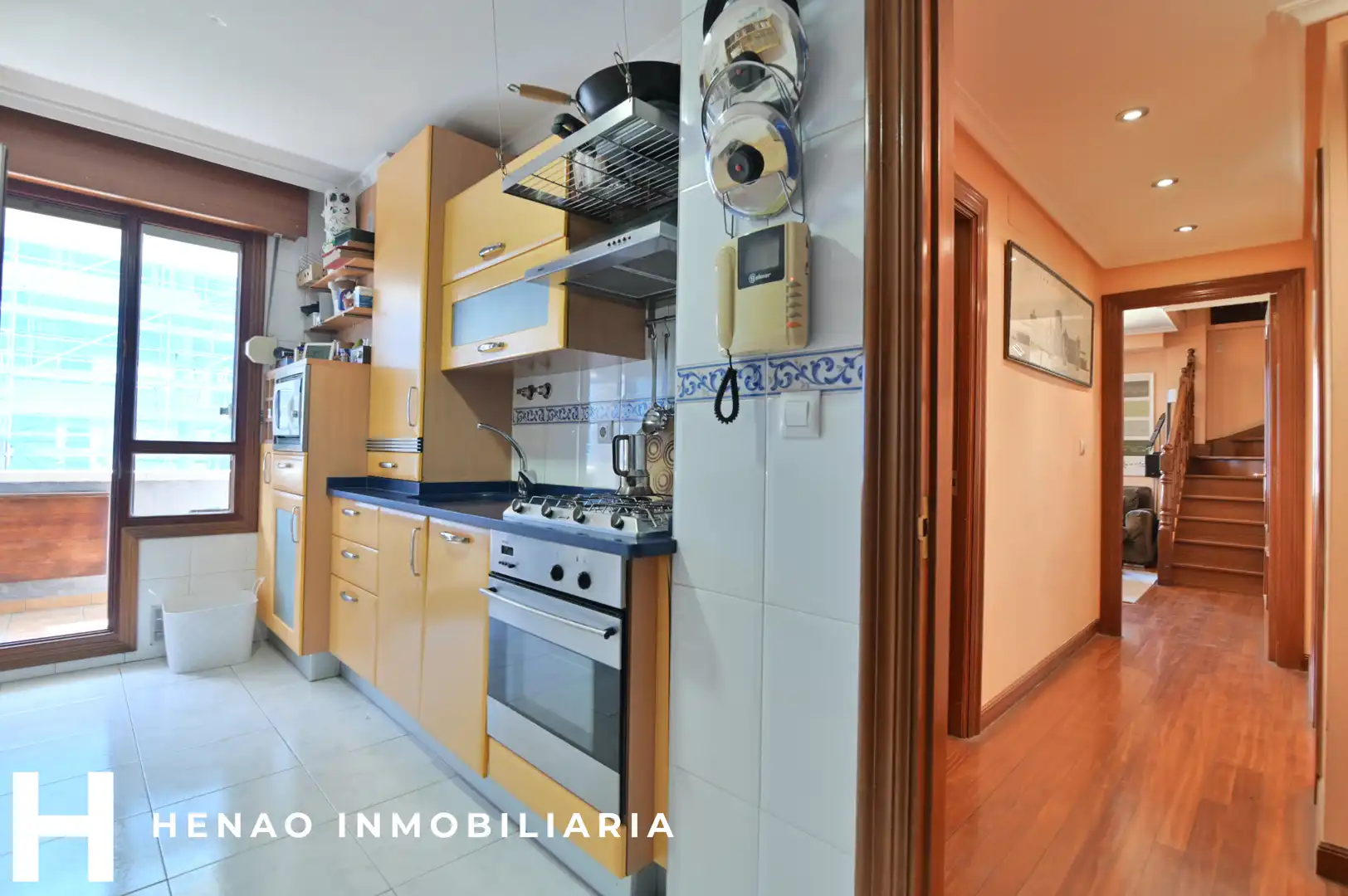 Kitchen of Duplexes for sale in Bilbao   with Heating, Furnished and Oven