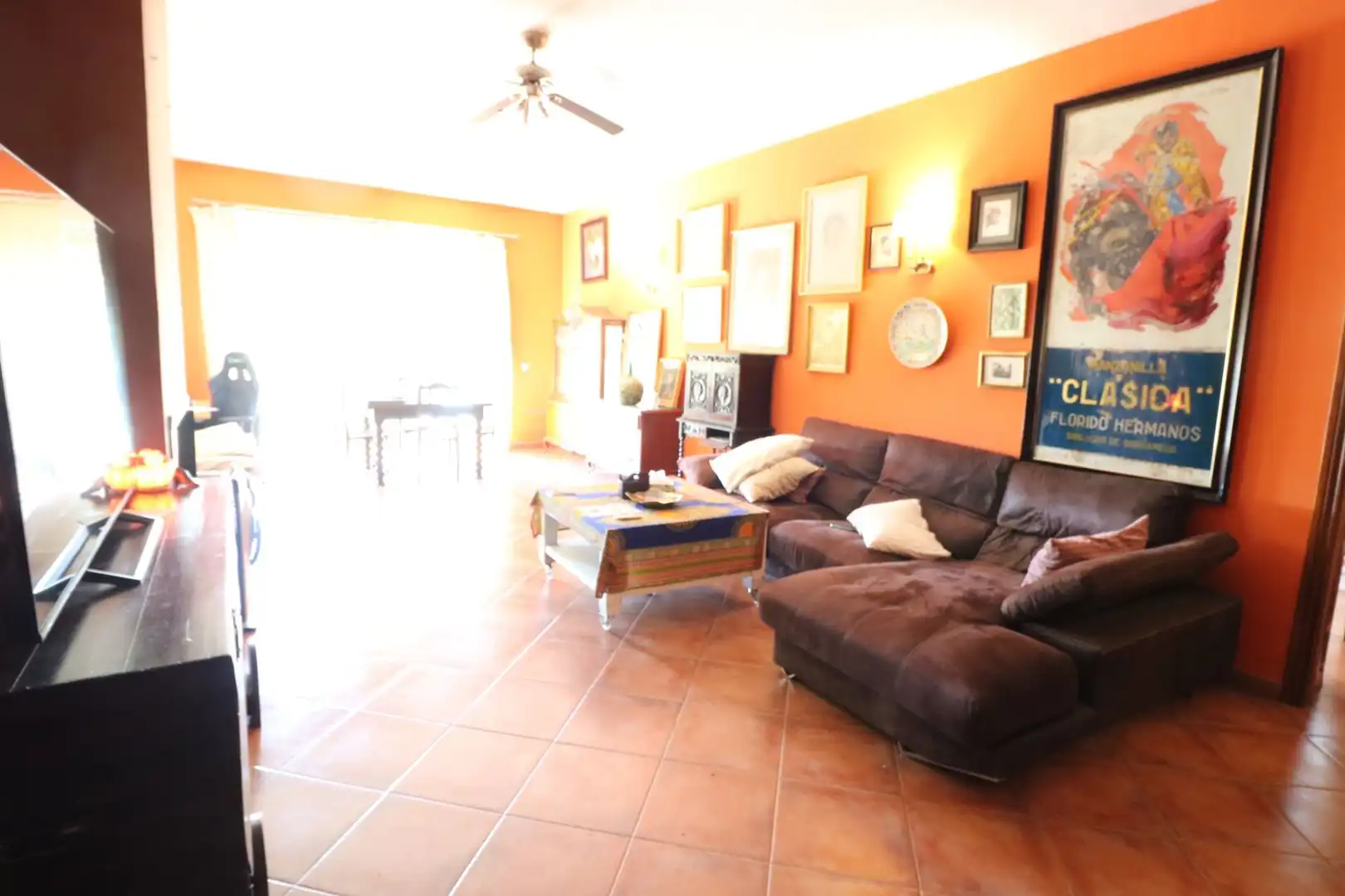 Sala de estar de Casa o chalet en venta en Dos Hermanas con Aire acondicionado, Calefacción y Jardín privado