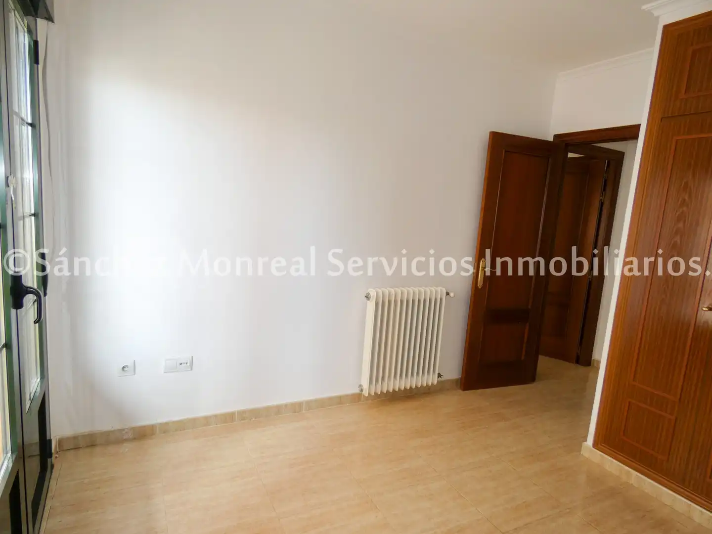 Habitación de Piso en venta en Alcázar de San Juan con Calefacción, Horno y Balcón