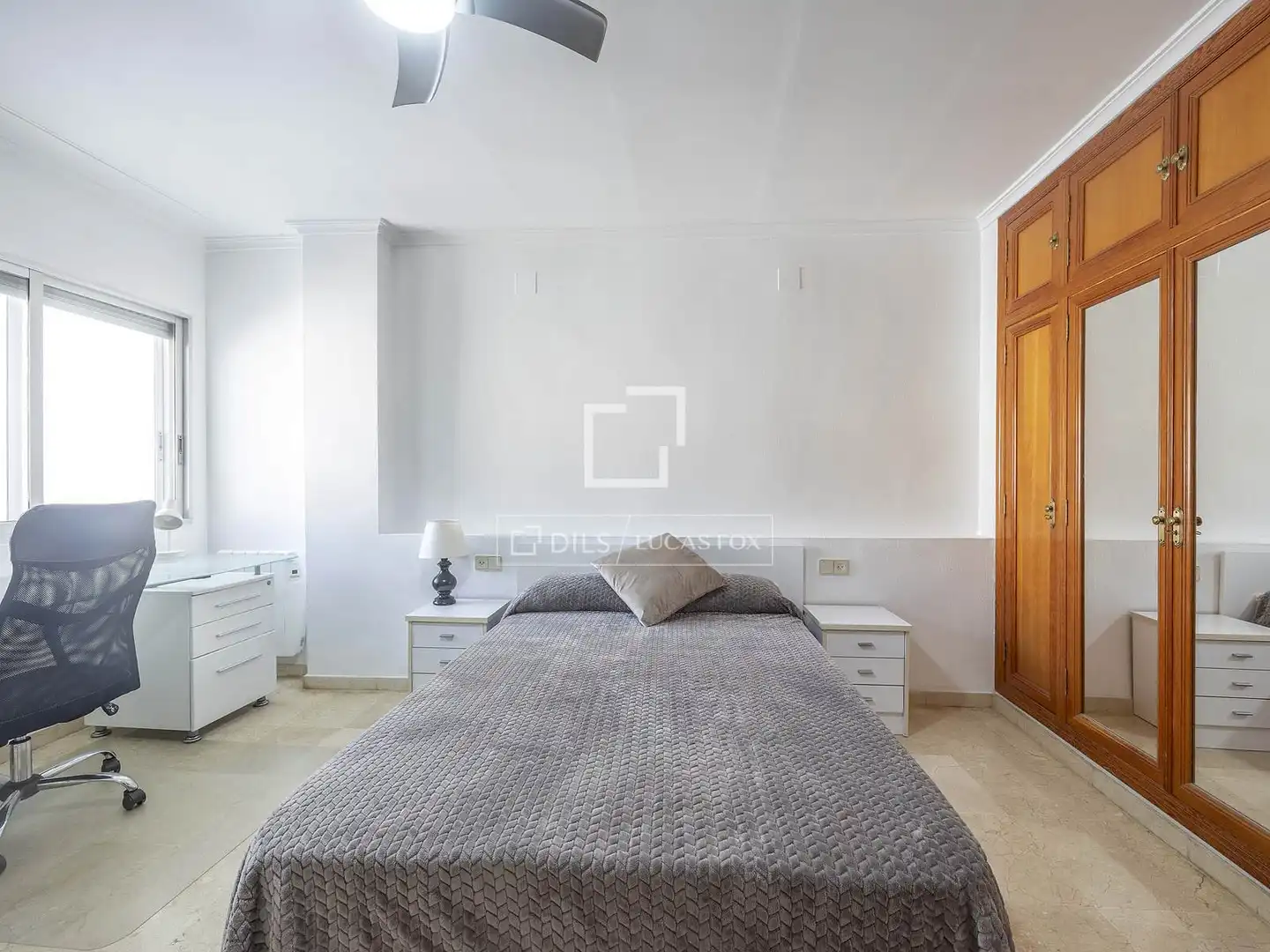 Dormitori de Casa o xalet en venda en Catarroja amb Aire condicionat, Calefacció i Terrassa