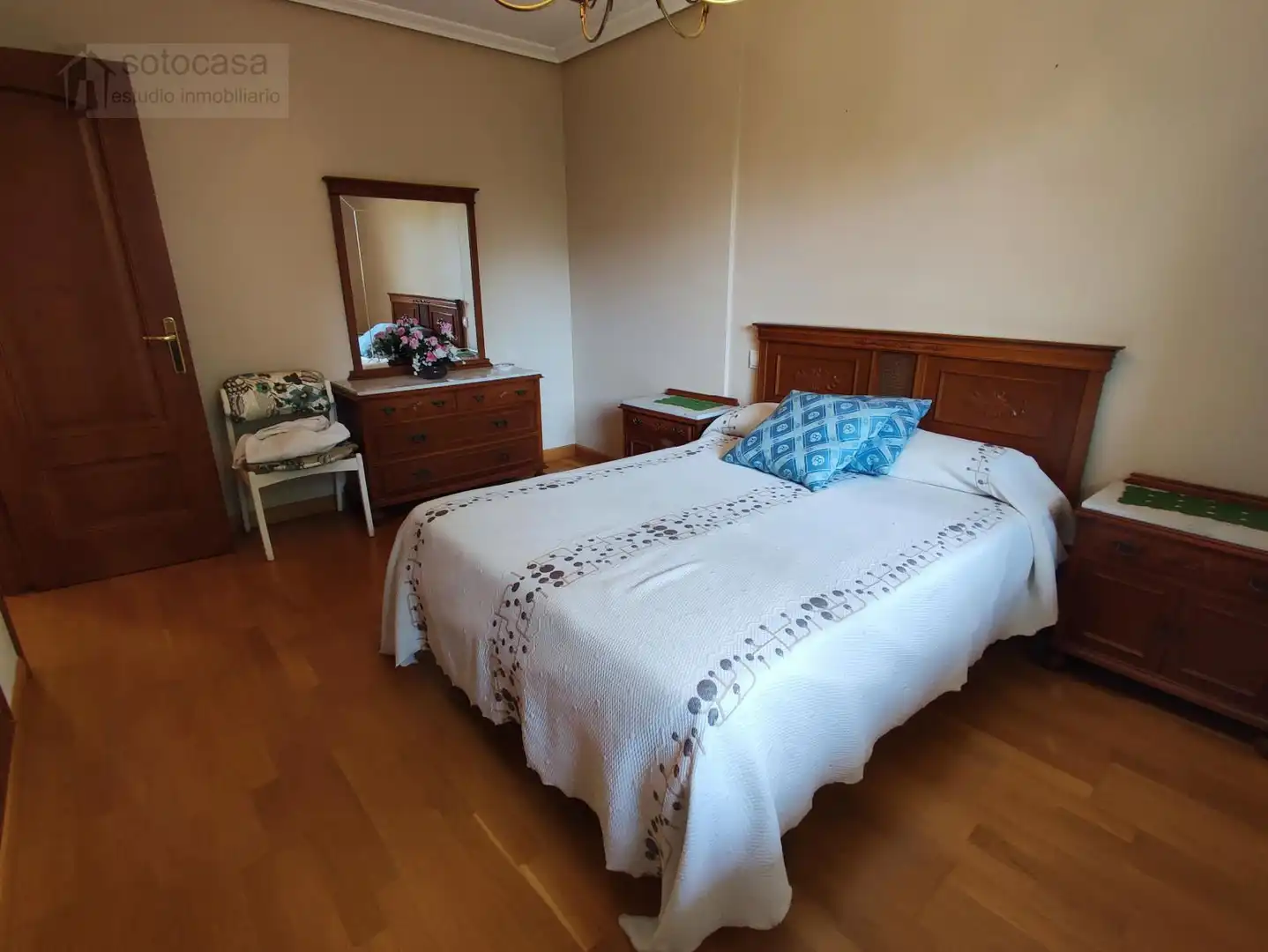 Casa adosada en venda a SIERRA DE BEJAR, Parque Alameda - Paula López