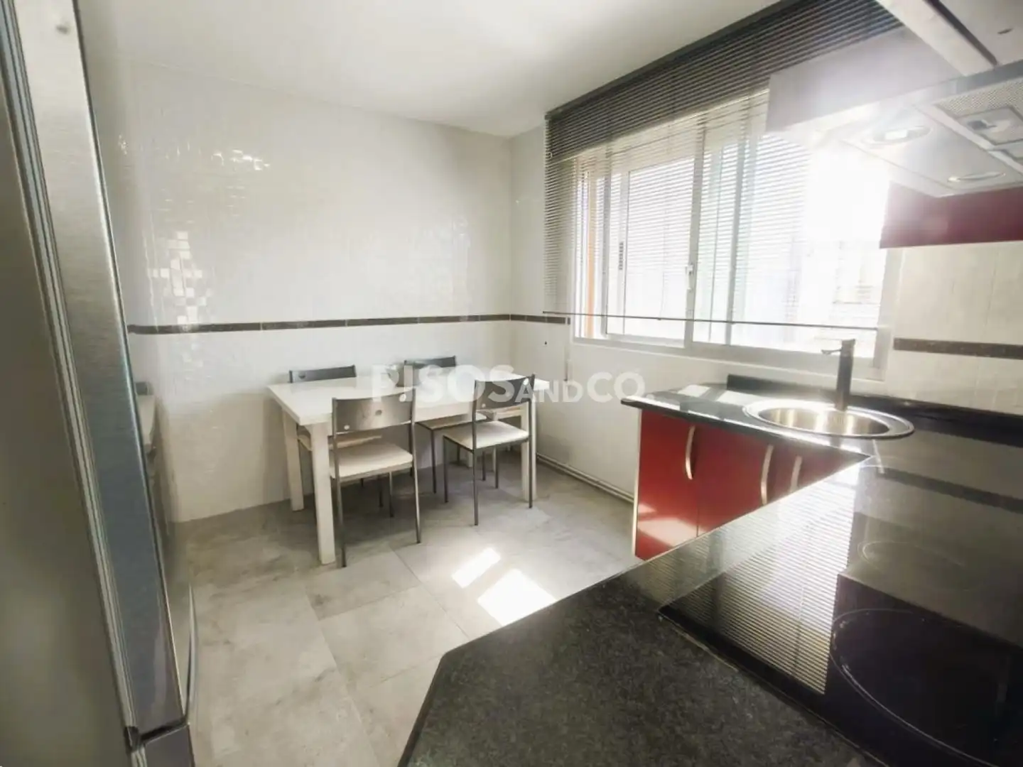 Cocina de Piso en venta en Cambre  con Calefacción, Trastero y Amueblado