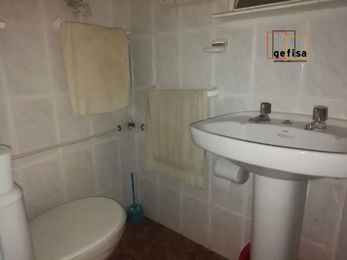Bany de Casa o xalet en venda en Valdepeñas amb Traster i Balcó