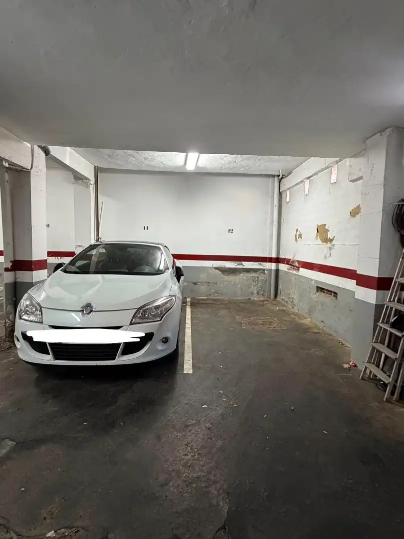Parking de Piso en venta en Barakaldo  con Calefacción, Trastero y Amueblado