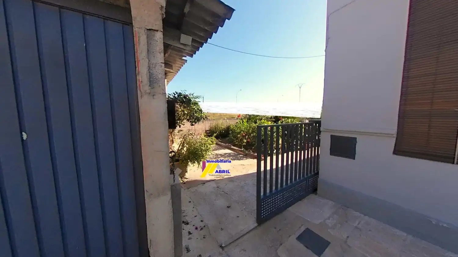 Vista exterior de Casa o xalet en venda en Valencia
