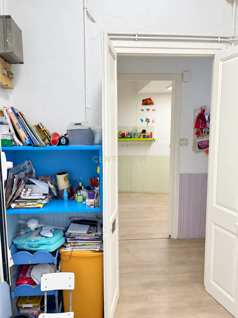 Business premises to rent in Creu Alta - Puiggener, imagen 3