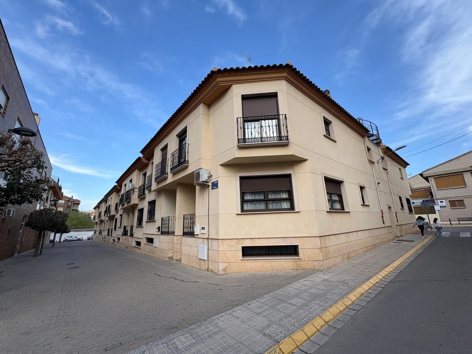 Exterior view of Duplex for sale in Almansa  with Heating and Balcony