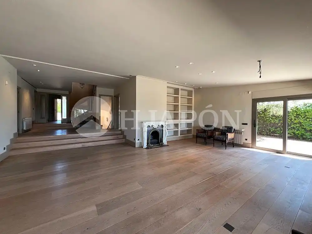 Sala de estar de Casa o chalet en venta en Alella con Aire acondicionado, Calefacción y Jardín privado