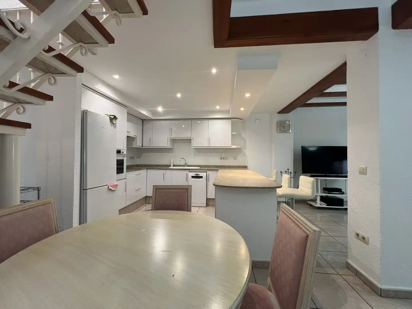 Kitchen of Houses for sale in Oliva  with Air Conditioner and Terrace