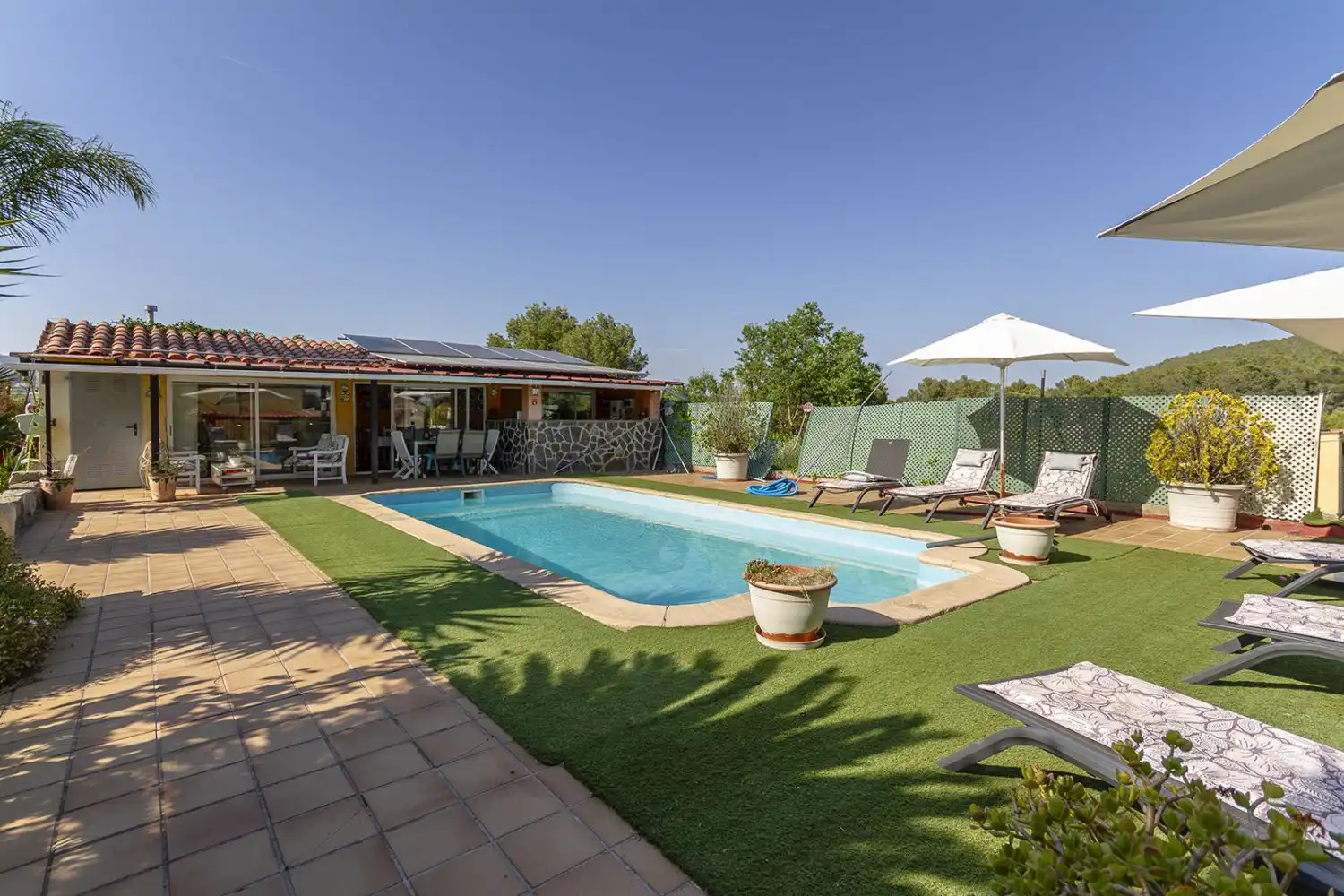 Swimming pool of Houses for sale in Sant Martí Sarroca  with Air Conditioner, Heating and Terrace