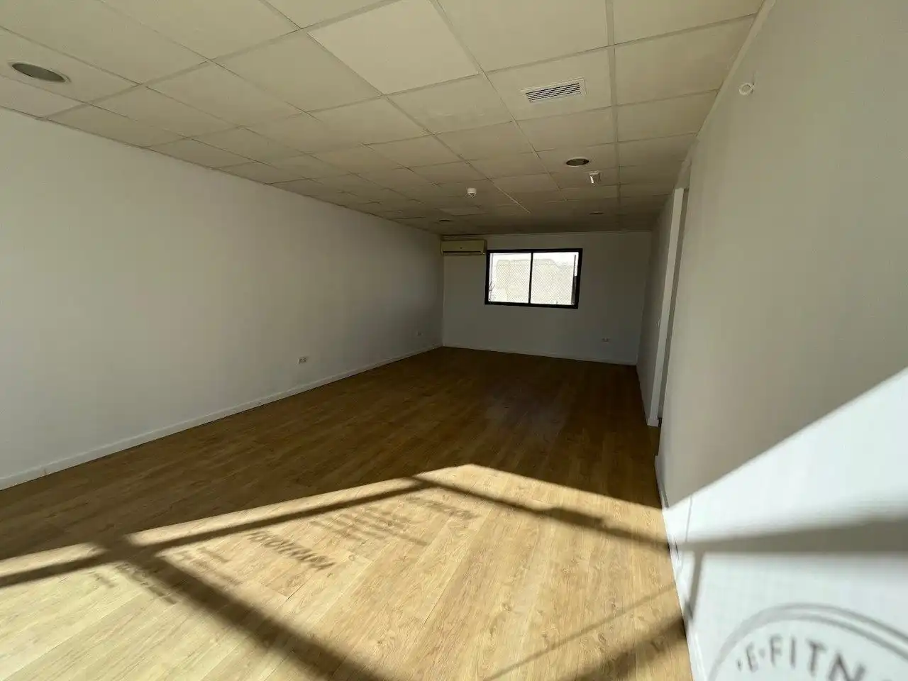 Local comercial en alquiler en Fuente del Jarro, imagen 6