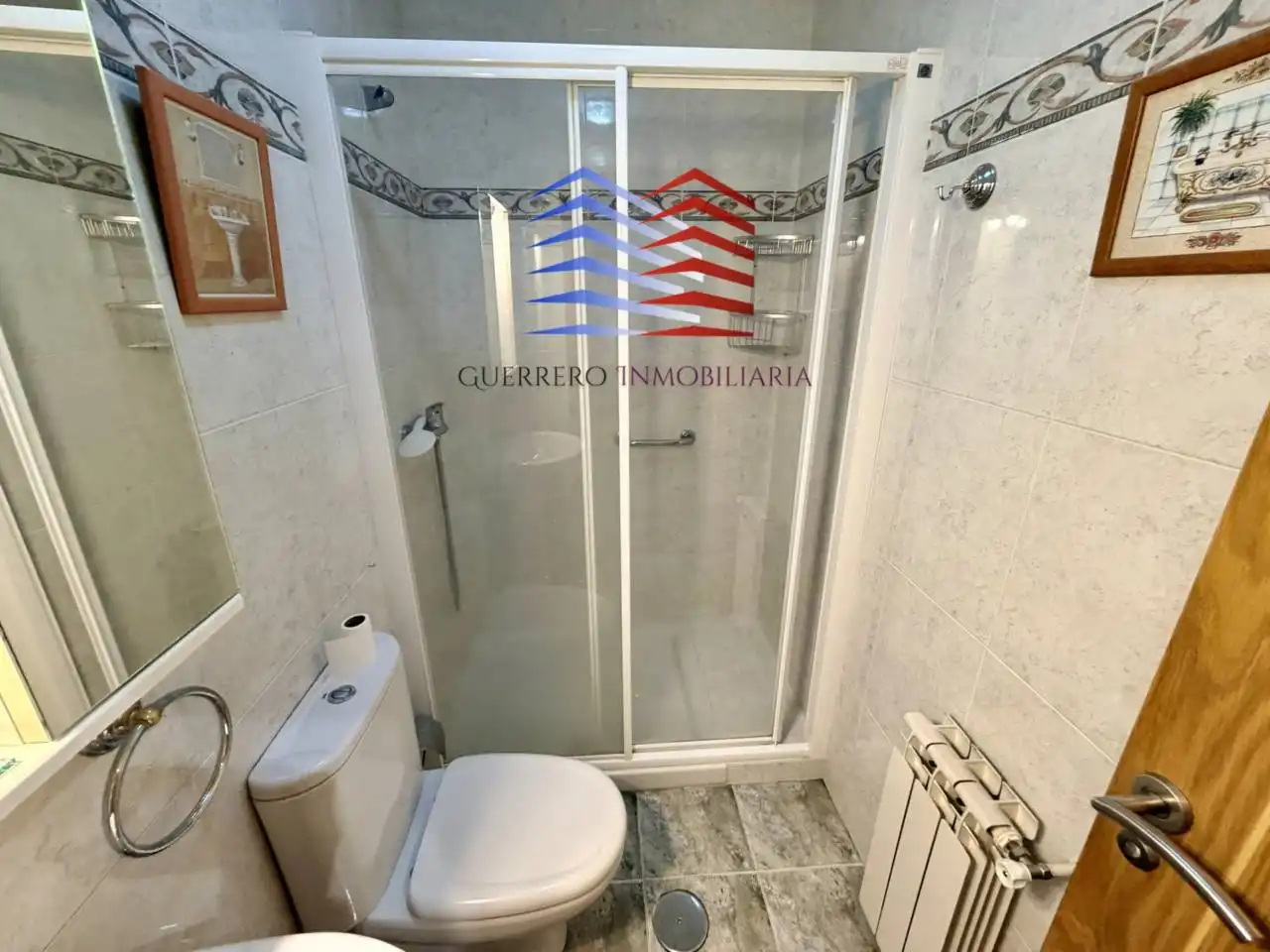 Baño de Apartamento de alquiler en Barbadás con Calefacción, Trastero y Amueblado