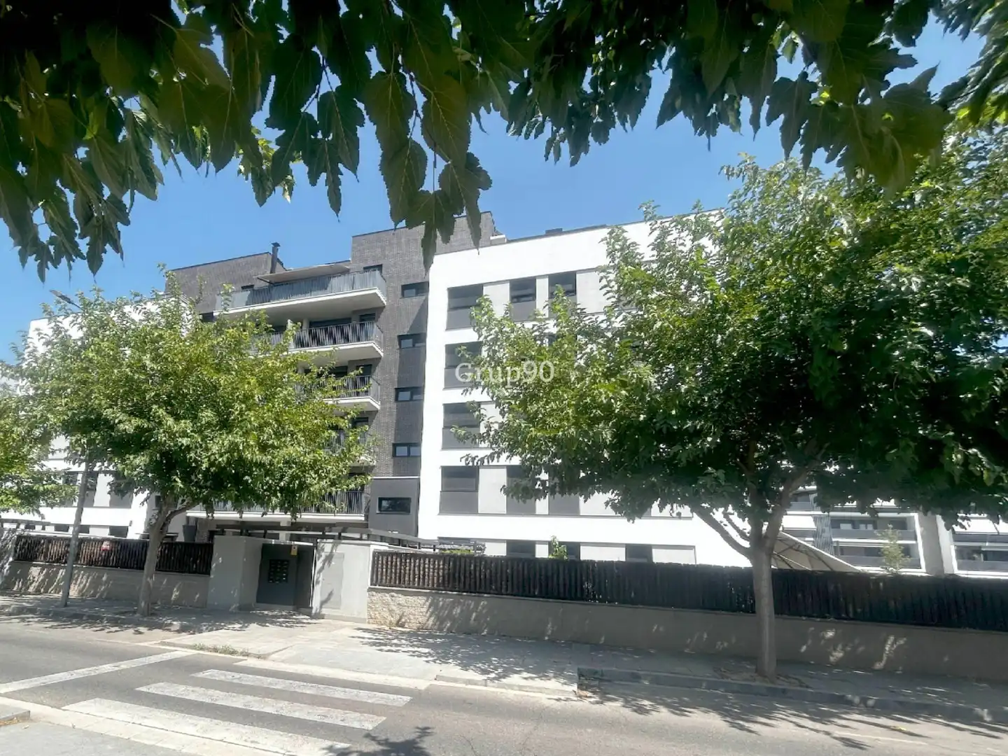 Vista exterior de Planta baixa en venda en Lleida amb Calefacció, Jardí privat i Parquet