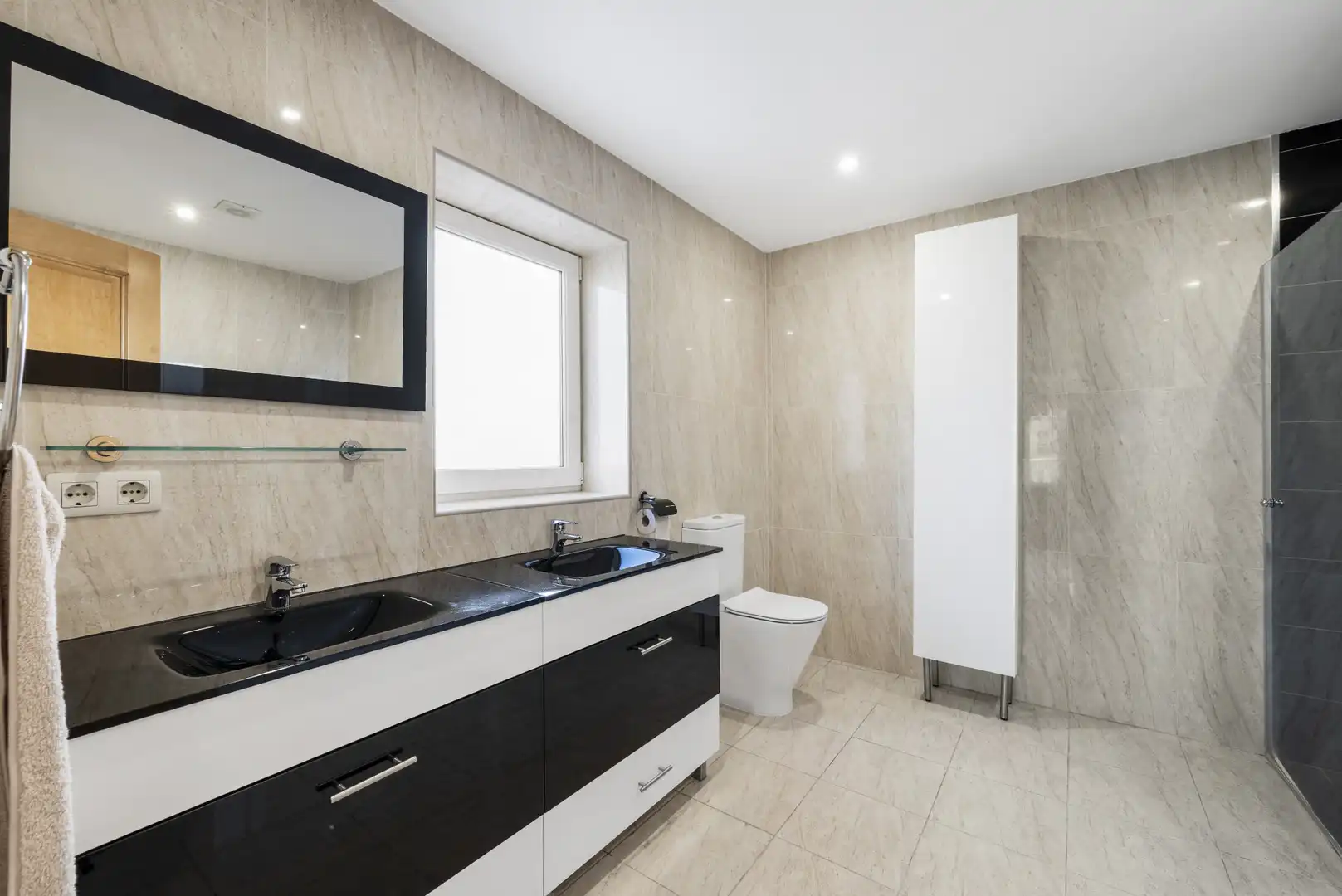 Bathroom of Houses for sale in Mijas  with Air Conditioner, Private garden and Terrace
