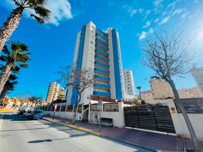 Exterior view of Flat for sale in Guardamar del Segura  with Air Conditioner, Terrace and Swimming Pool