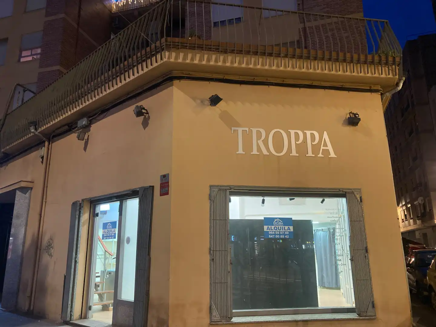 Local comercial en alquiler en Avenida de Jose Ortiz 13, imagen 2