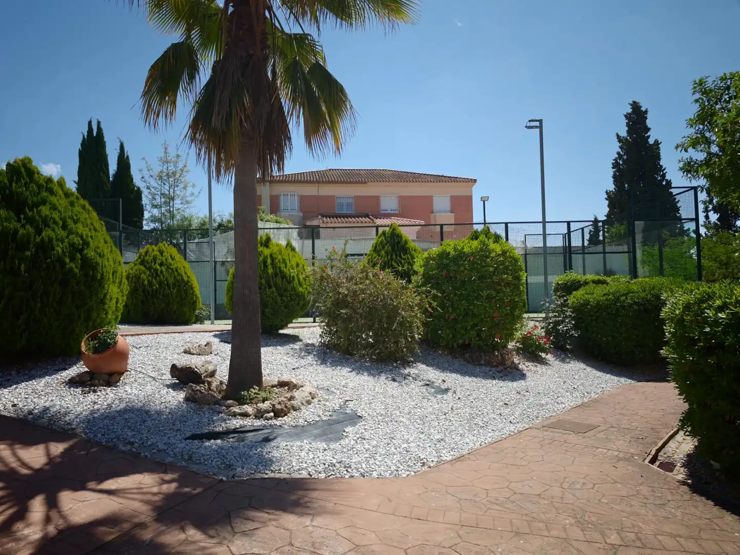 Jardí de Pis en venda en Albolote amb Aire condicionat, Terrassa i Moblat