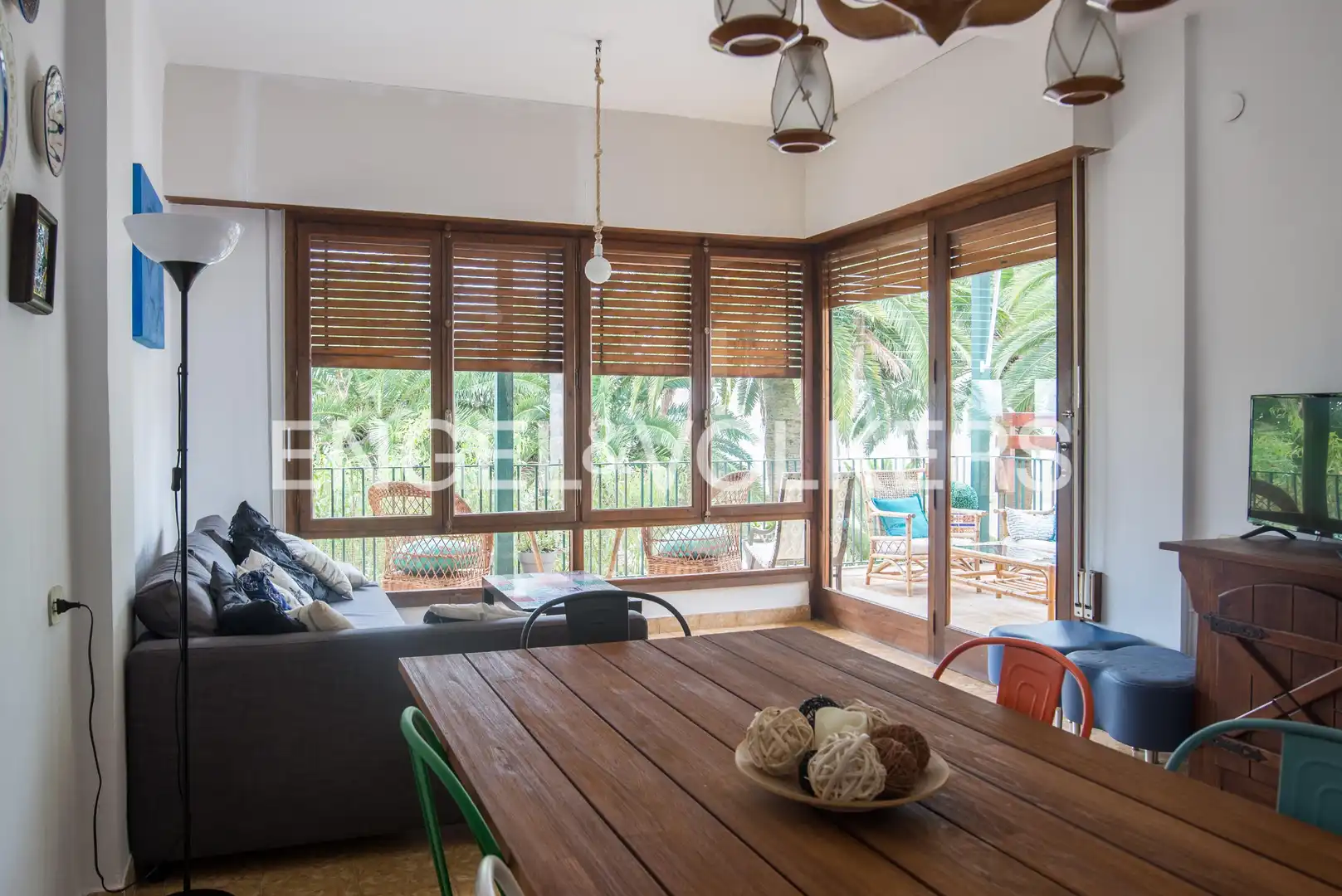 Menjador de Casa o xalet en venda en Benicasim / Benicàssim amb Calefacció, Jardí privat i Terrassa