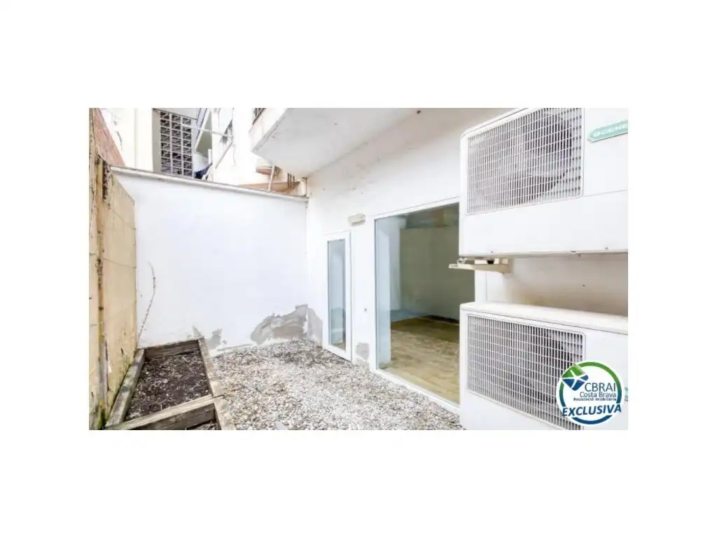 Local comercial en venda a Calle Del Dr Alexander Fleming 8, imagen 4