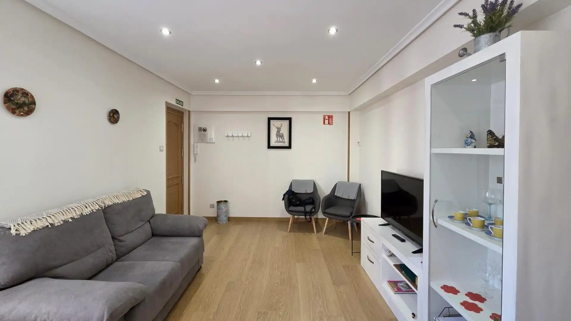 Wohnzimmer von Wohnung zur Miete in Santander mit Heizung und Möbliert