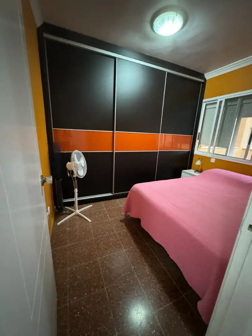 Habitación de Apartamento de alquiler en San Bartolomé de Tirajana con Aire acondicionado, Amueblado y Horno