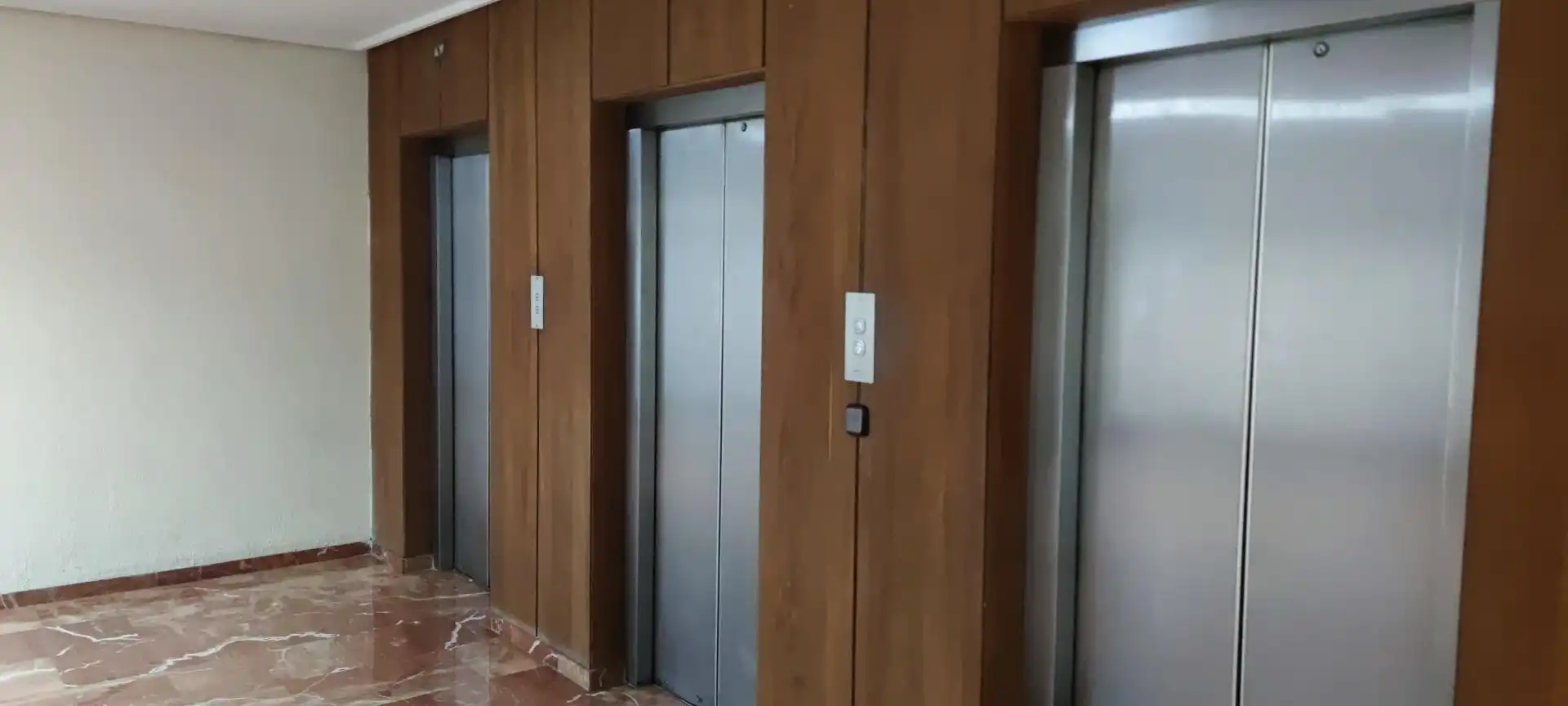 Oficina de alquiler en Sevilla con Aire acondicionado