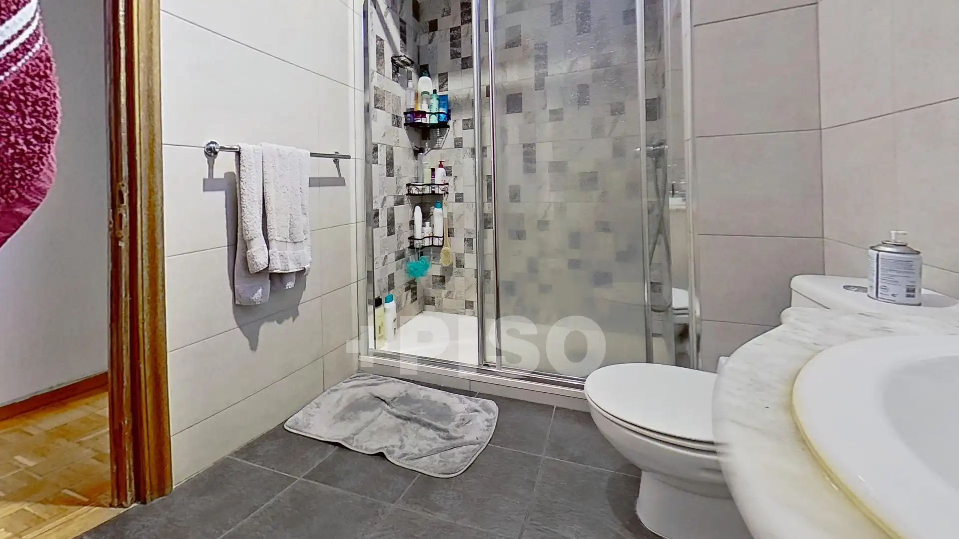 Bathroom of Flat for sale in Madrid  with Air Conditioner, Heating and Parquet flooring