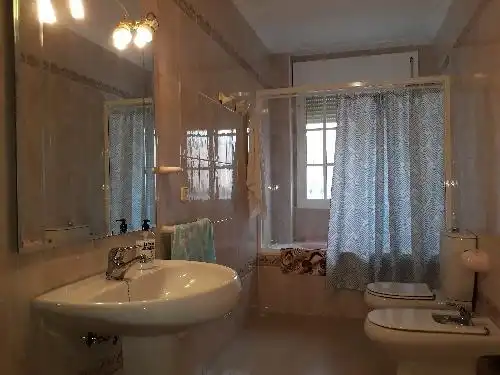 Bany de Casa o xalet en venda en Alcalá de Guadaira