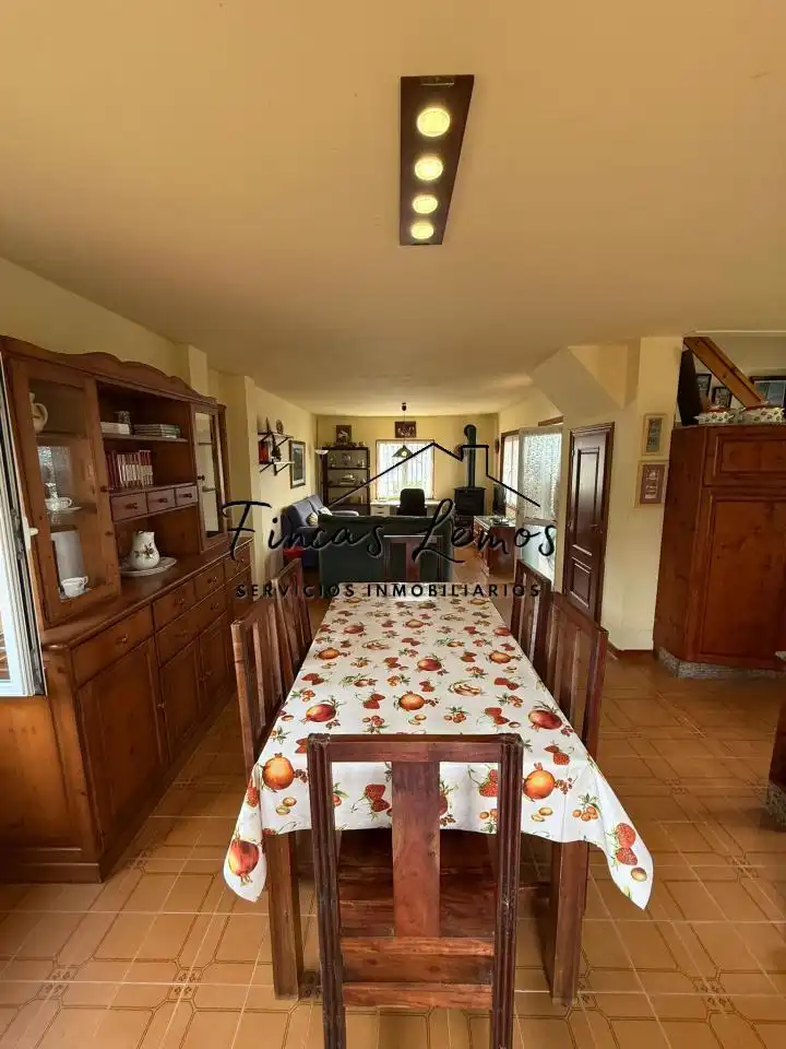 Comedor de Casa o chalet en venta en Camariñas con Jardín privado, Terraza y Amueblado
