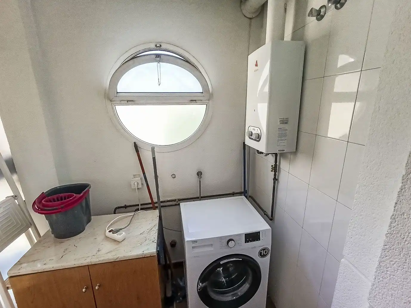 Badezimmer von Wohnung zum Verkauf in Málaga mit Klimaanlage, Terrasse und Abstellraum