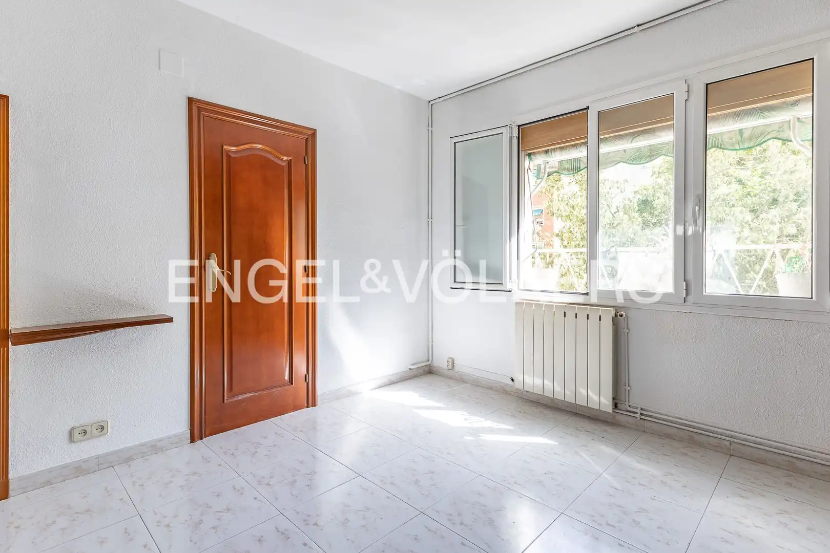 Bedroom of Flat for sale in Barcelona  with Air Conditioner and Heating