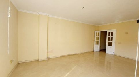 Photo 4 of Flat for sale in Avenida Sinforiano Madroñero, Valdepasillas - La Paz - Huerta Rosales, Badajoz Capital