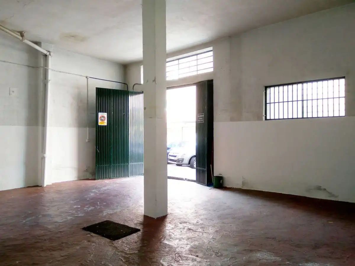 Local comercial en venda a Juan Carlos I