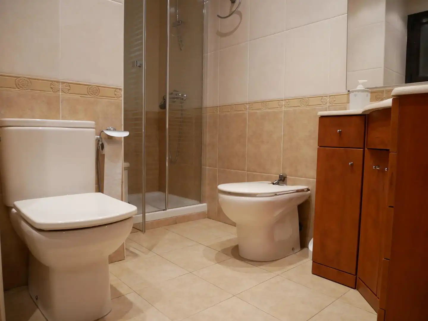 Baño de Piso en venta en Basauri  con Calefacción y Balcón