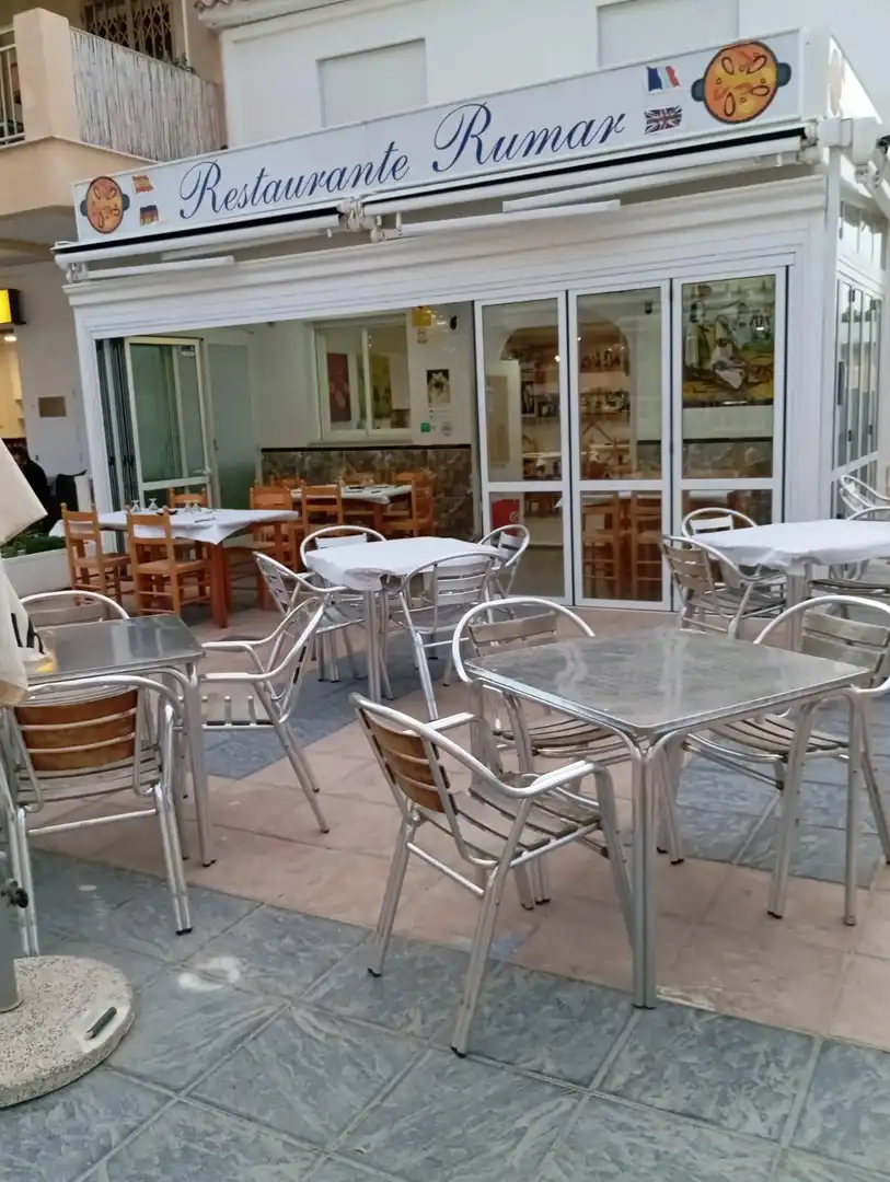 Terrasse von Geschaftsraum zum Verkauf in Oliva mit Klimaanlage