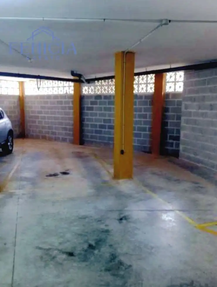 Aparcament en venda a La Herradura, imagen 2