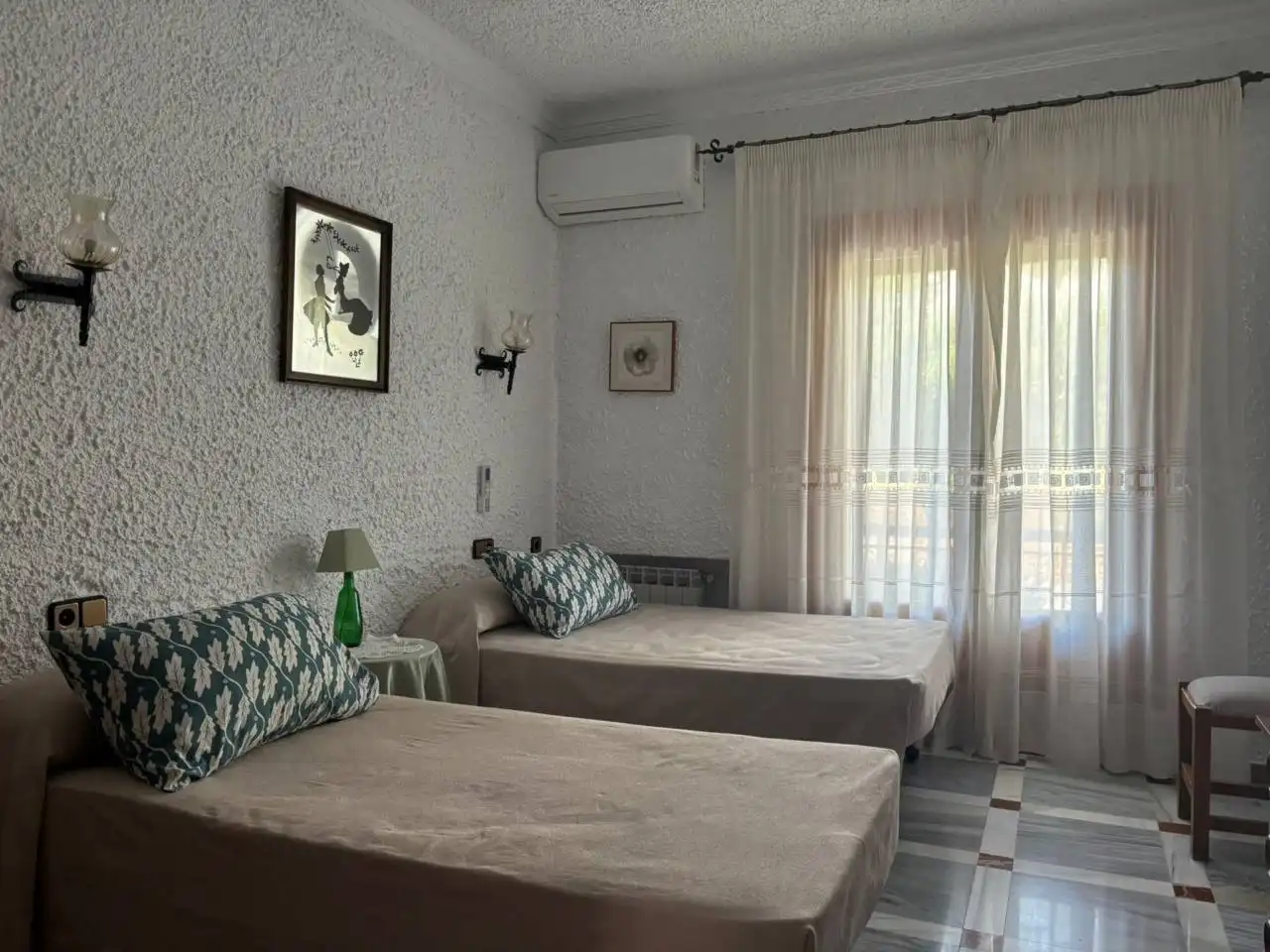 Habitación de Edificio en venta en Cúllar