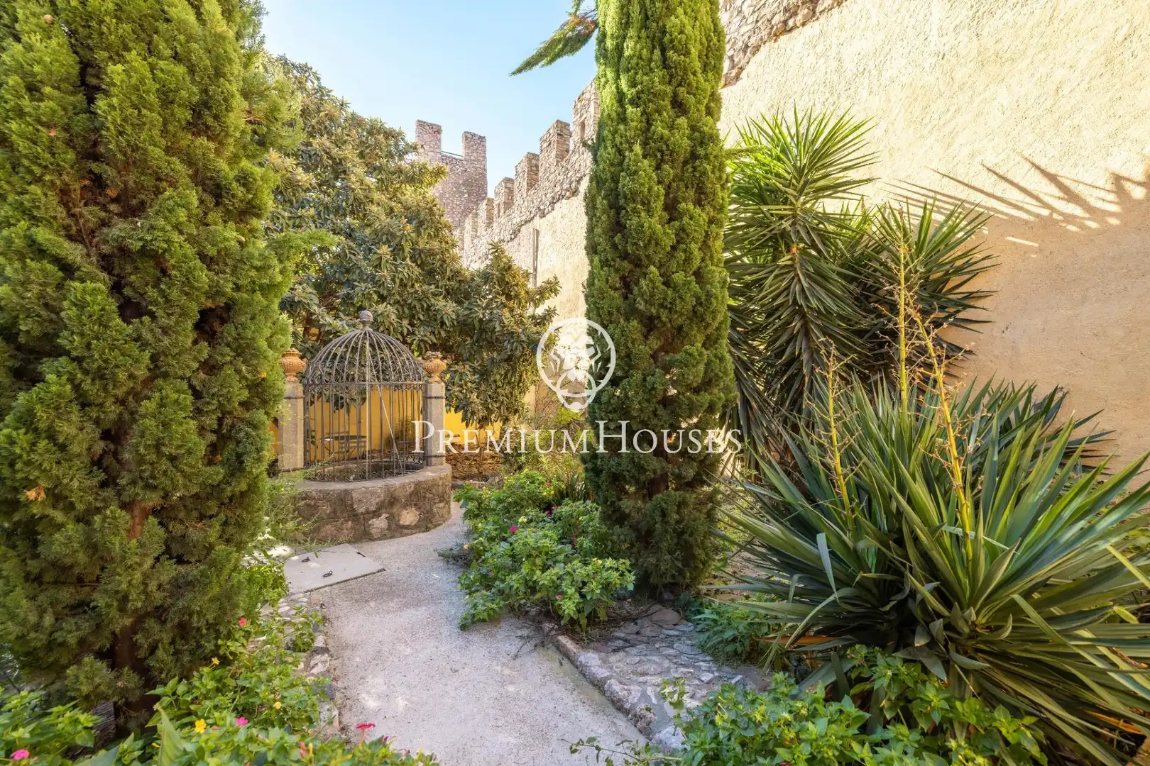 Houses for sale in Montblanc, Tarragona