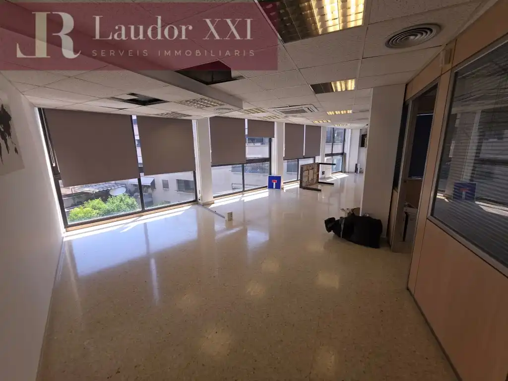 Bureau avec ascenseur à vendre à Centre - Sant Oleguer, imagen 3