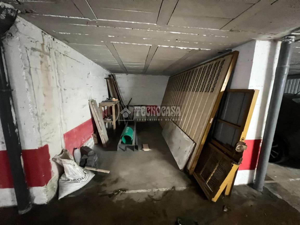 Garatge en venda a Los Castros