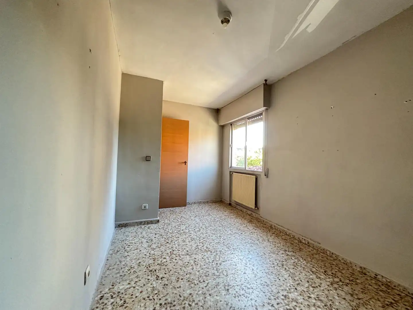 Dormitori de Pis en venda en Fuenlabrada amb Calefacció, Terrassa i Balcó