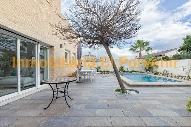 Terrace of Houses for sale in Torrent  with Air Conditioner, Heating and Private garden