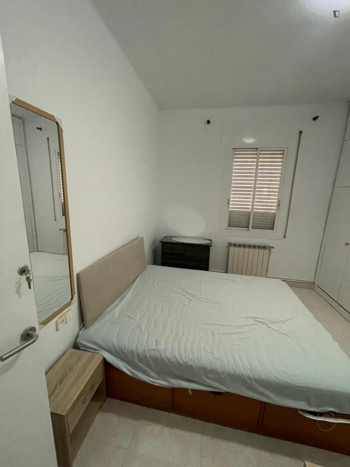 Bedroom of Apartment to share in  Barcelona Capital  with Furnished, Washing machine and Internet