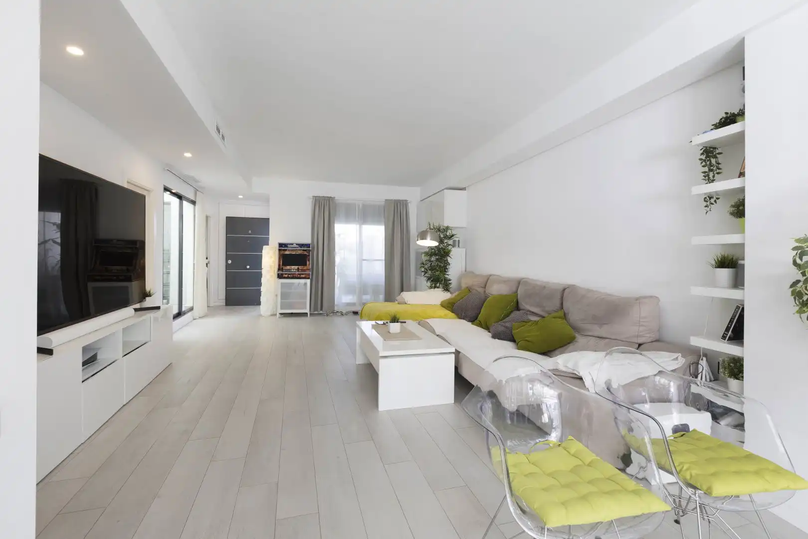Sala de estar de Casa adosada en venta en San Antonio de Benagéber con Aire acondicionado, Calefacción y Terraza