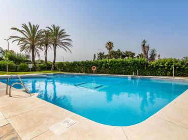 Apartament amb balcó en venda a Avenida JARDINES LAS GOLONDRINAS 8