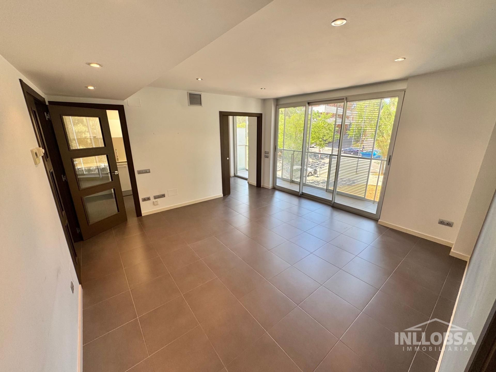 Living room of Flat to rent in Manresa  with Heating, Terrace and Storage room