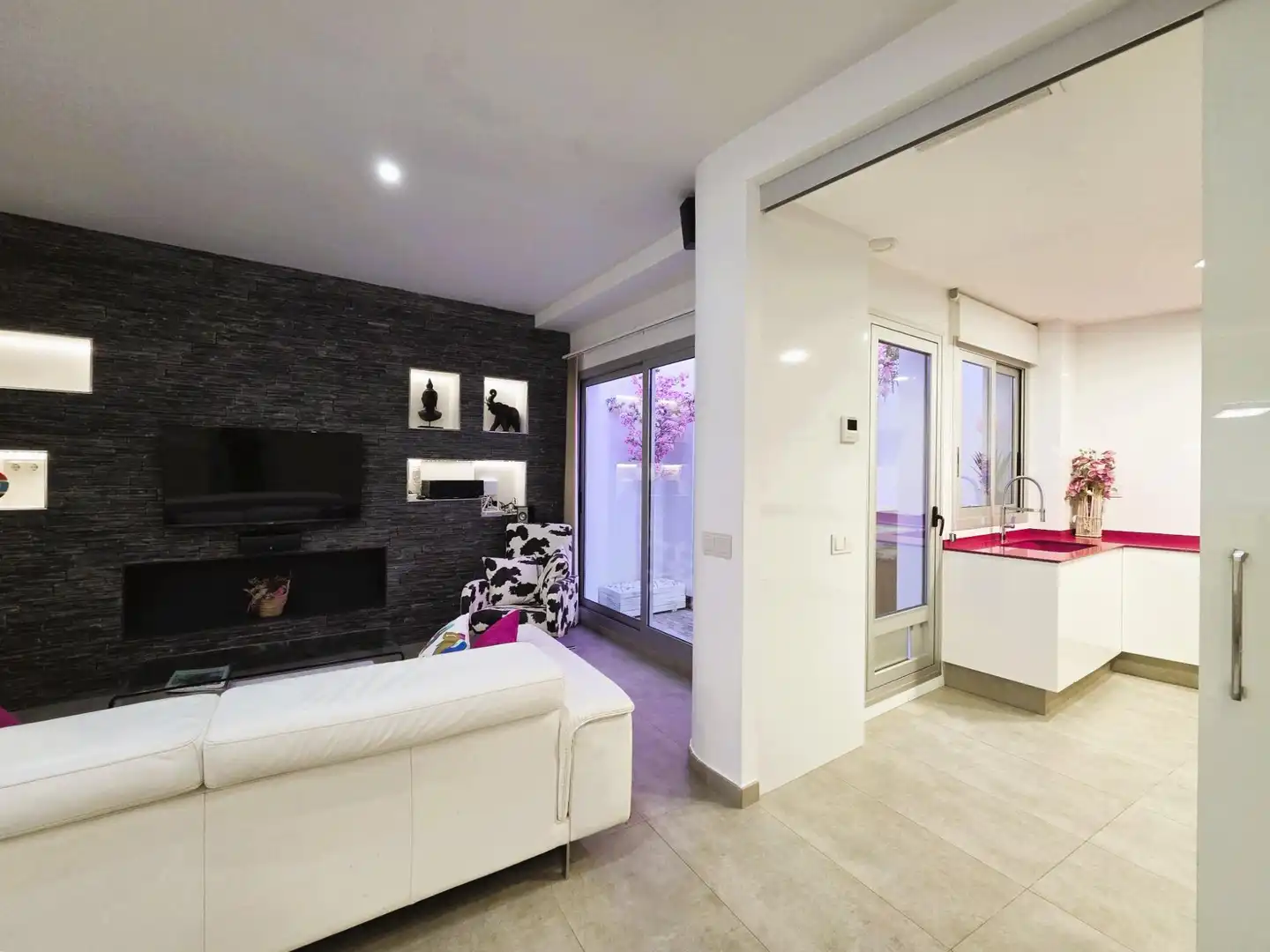 Sala d'estar de Casa o xalet de lloguer en Sueca amb Aire condicionat, Terrassa i Moblat