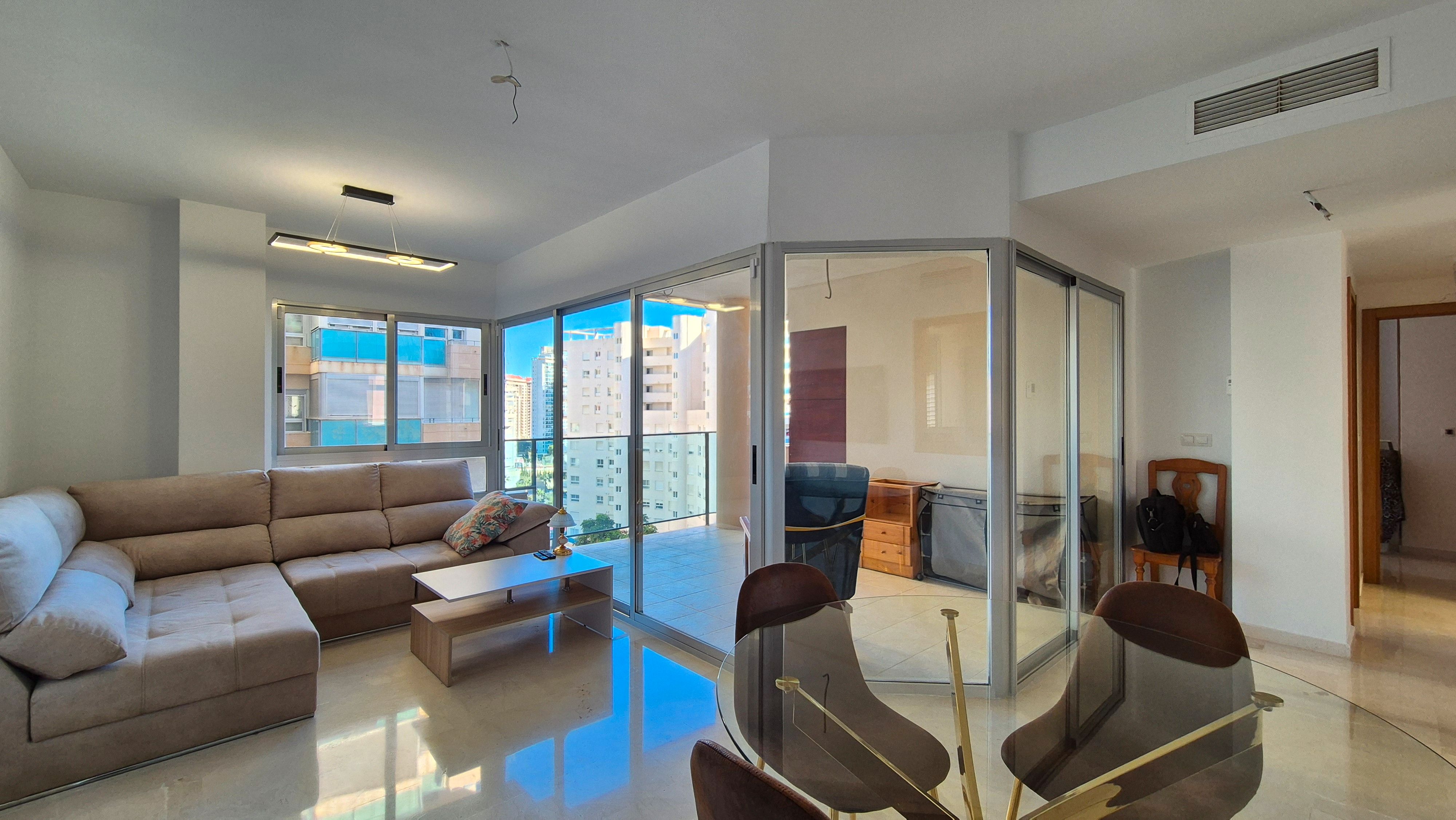 Sala de estar de Apartamento en venta en Villajoyosa / La Vila Joiosa con Piscina, Amueblado y Piscina comunitaria