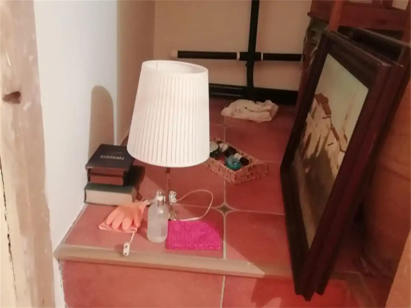 Sala d'estar de Casa adosada en venda en Aras amb Parquet, Traster i Forn