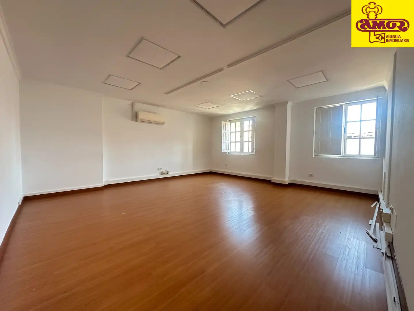Flat for sale in Santiago de Compostela   with Air Conditioner, Heating and Terrace